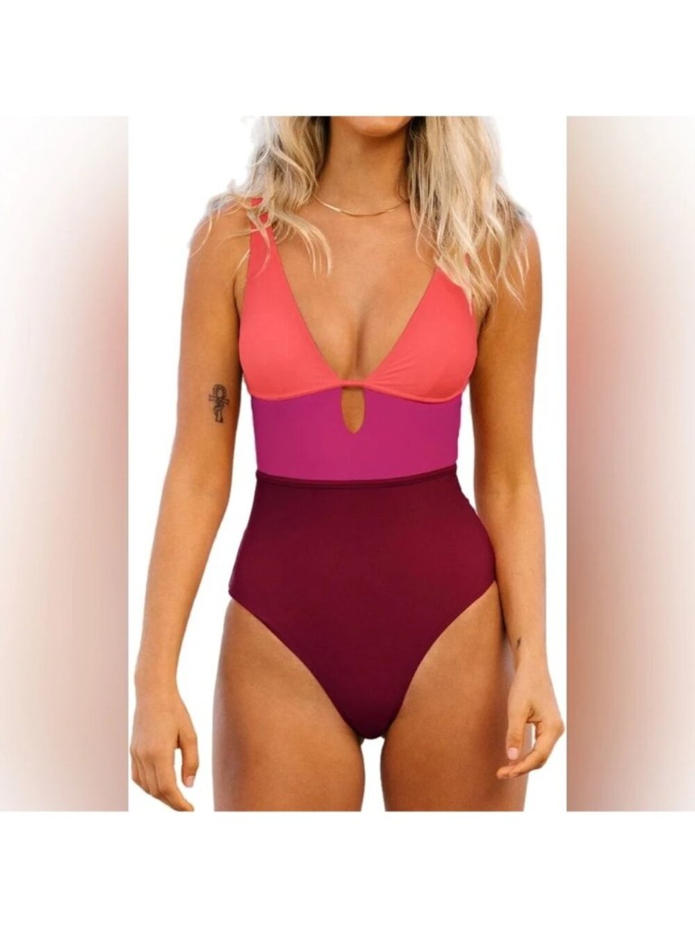 Cupshe Womens Colorblock One-Piece Swimsuit With Keyhole Cutout Detail Size L